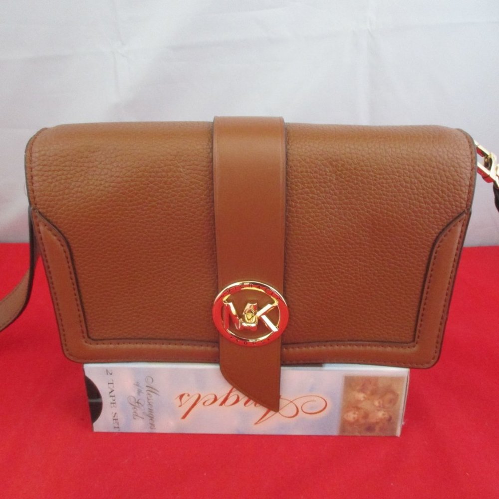 Michael Kors Charm Medium Triple gusset Pebbled Leather Crossbody #3332 - Picture 5 of 12